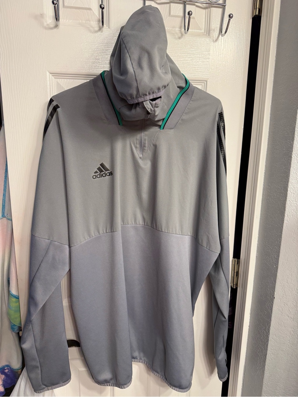 Size xl Adidas Men’s Grey Powder Hooded Pullover Jacket